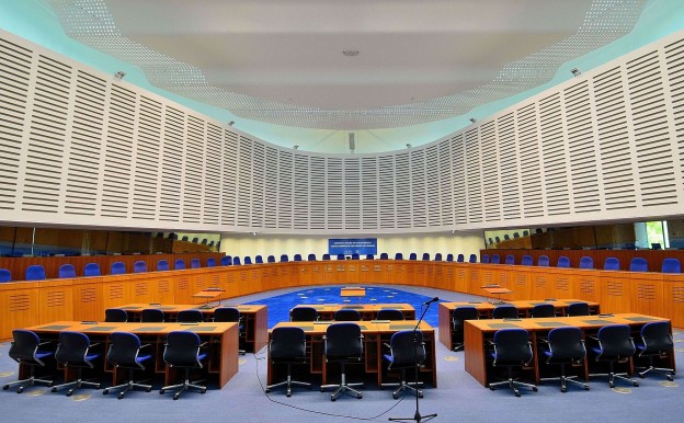 1747px-Courtroom_European_Court_of_Human_Rights_01.JPG